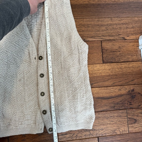 Cream Knit Button-Up Vest - Picture 5 of 8